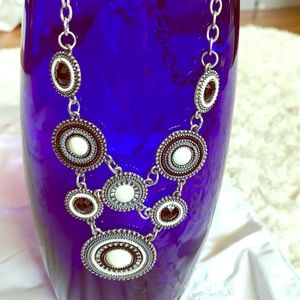 Stunning statement necklace